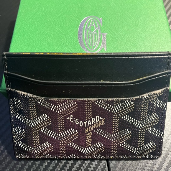 Goyard Wallet - Picture 1 of 4